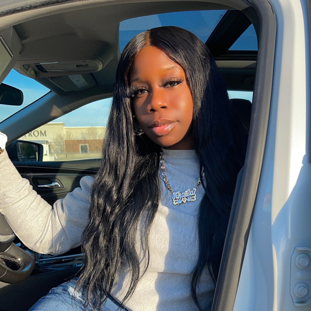 Meet your Posher, Khaila